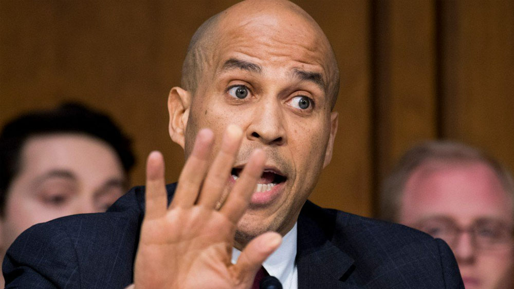 Senador demócrata anuncia candidatura para 2020