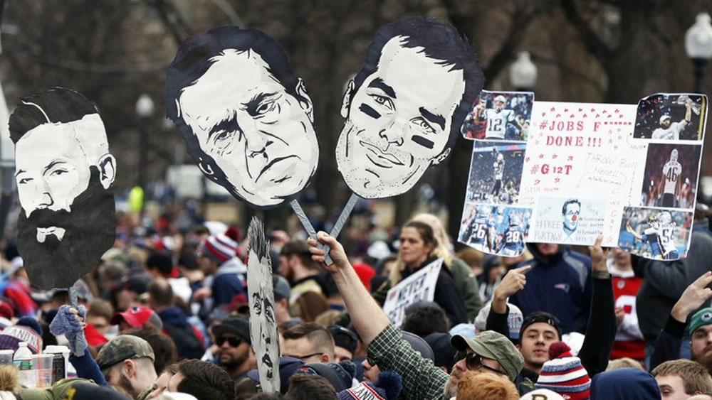 Patriotas celebran en calles de Boston tras Super Bowl - desfile-patriots