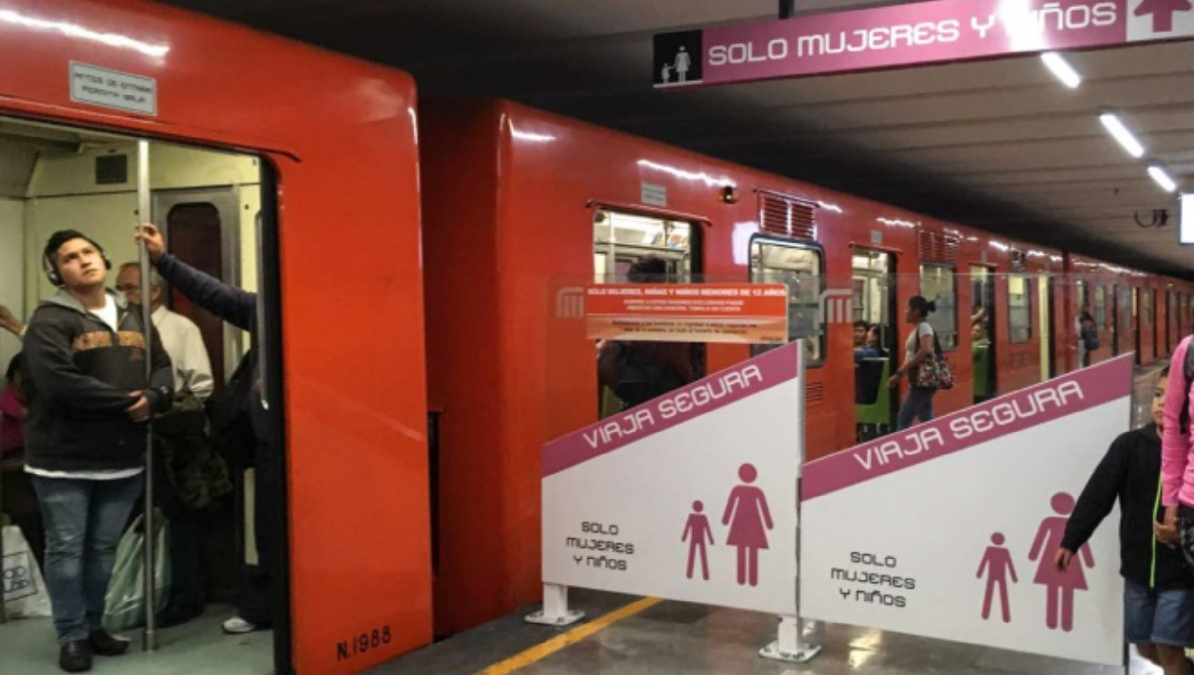 Detienen en el Metro a hombre por viajar en vagones exclusivos