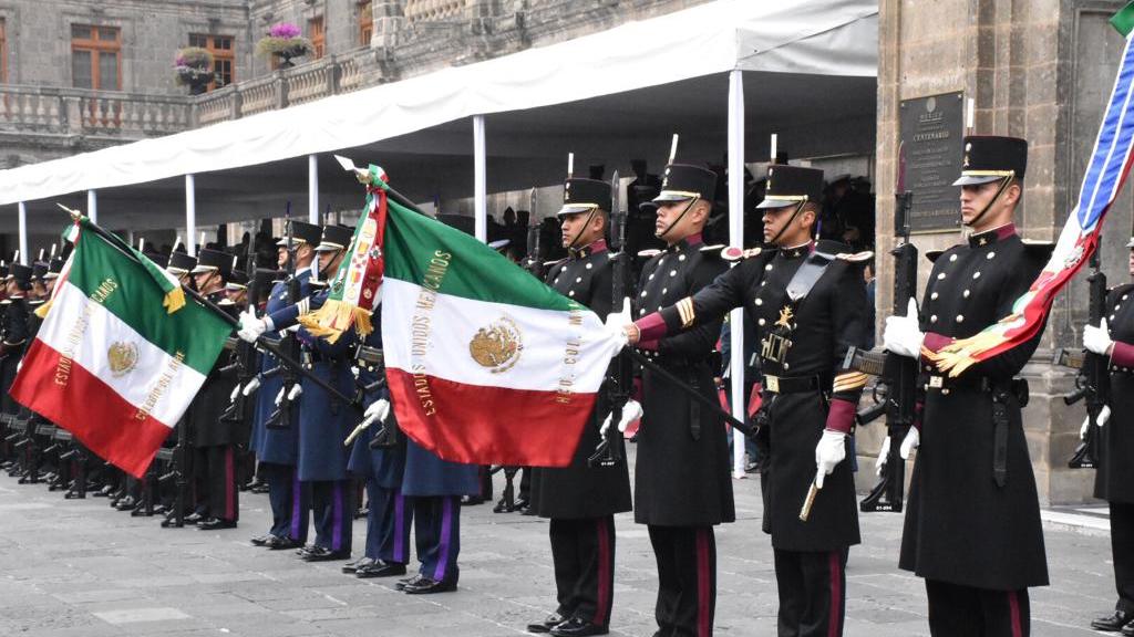 ‪Día de la Fuerza Aérea Mexicana