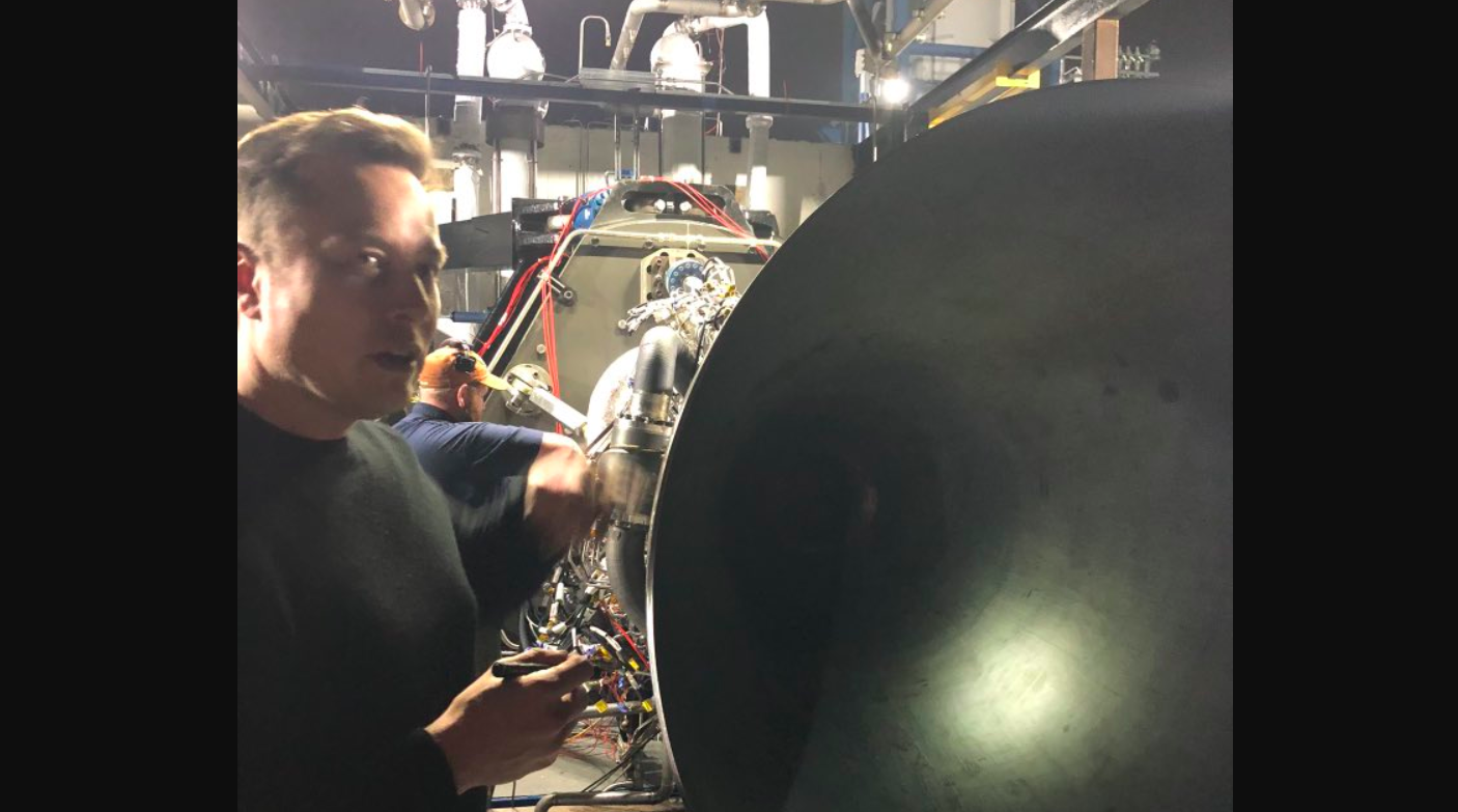 Space X realiza primera prueba de motor para nave que enviará a Marte Space X realiza primera prueba de motor para nave que enviará a Marte