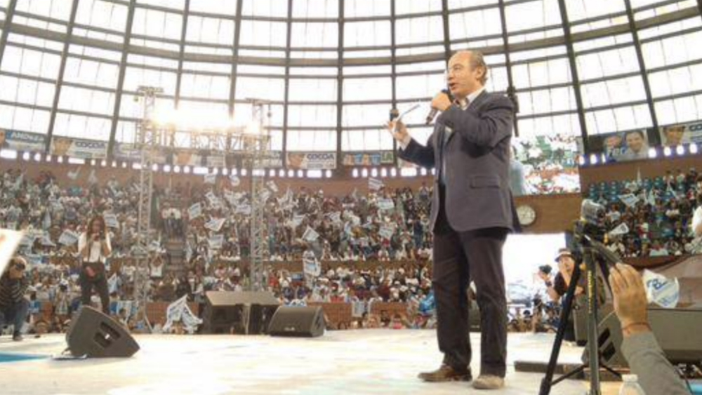 Fortalecer policías y no dar más tareas al Ejército: Calderón