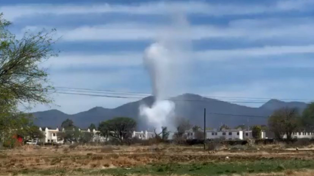 #Video Captan nueva fuga de combustible en Querétaro