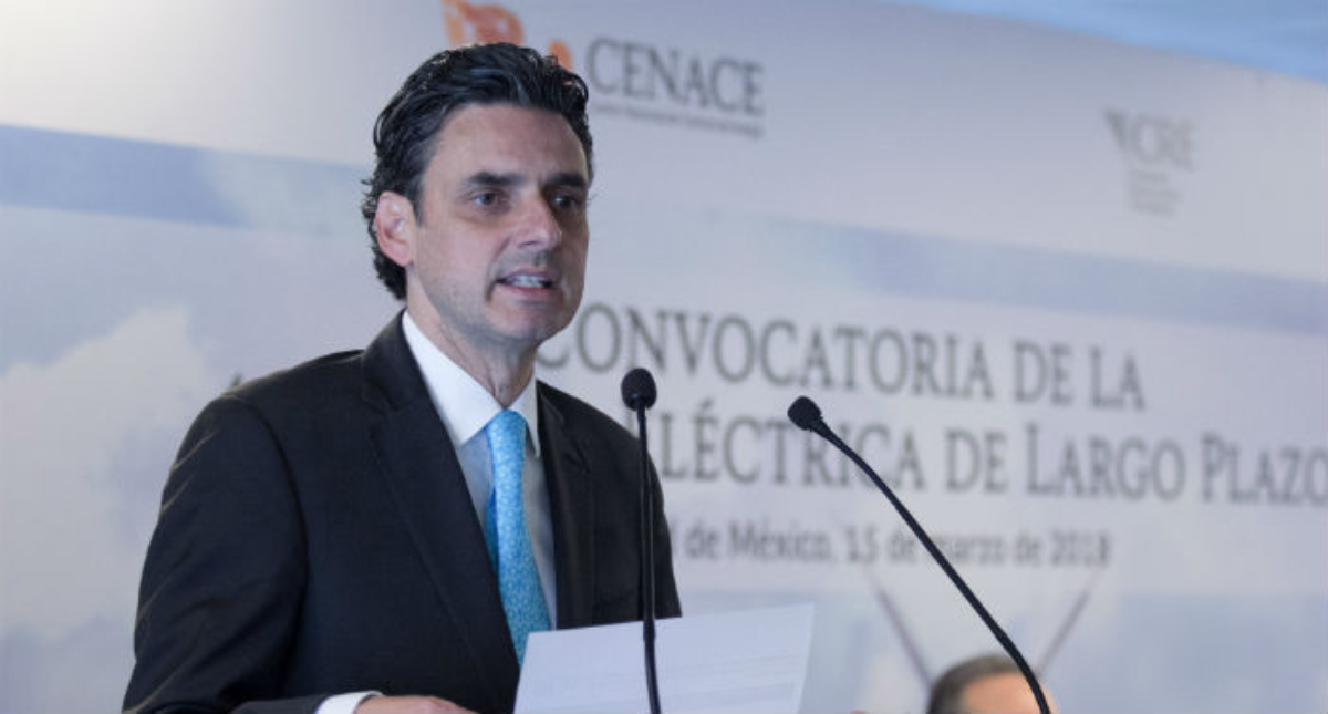 García Alcocer rechaza tener problemas con López Obrador