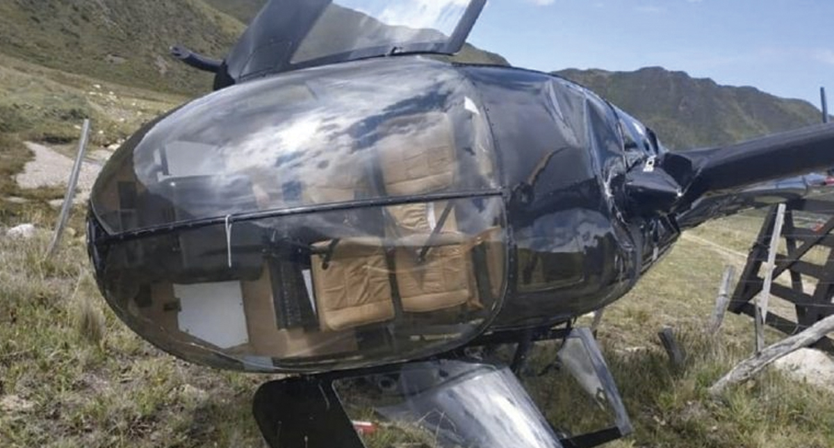 #Video Helicóptero realiza aterrizaje de emergencia en Argentina #Video Helicóptero realiza aterrizaje de emergencia en Argentina