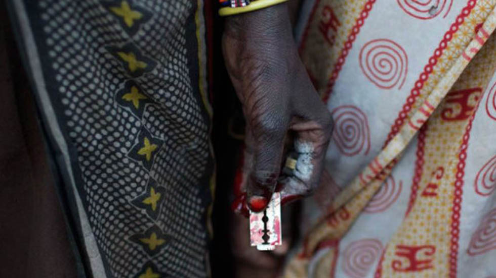 La mutilación genital femenina La mutilación genital femenina