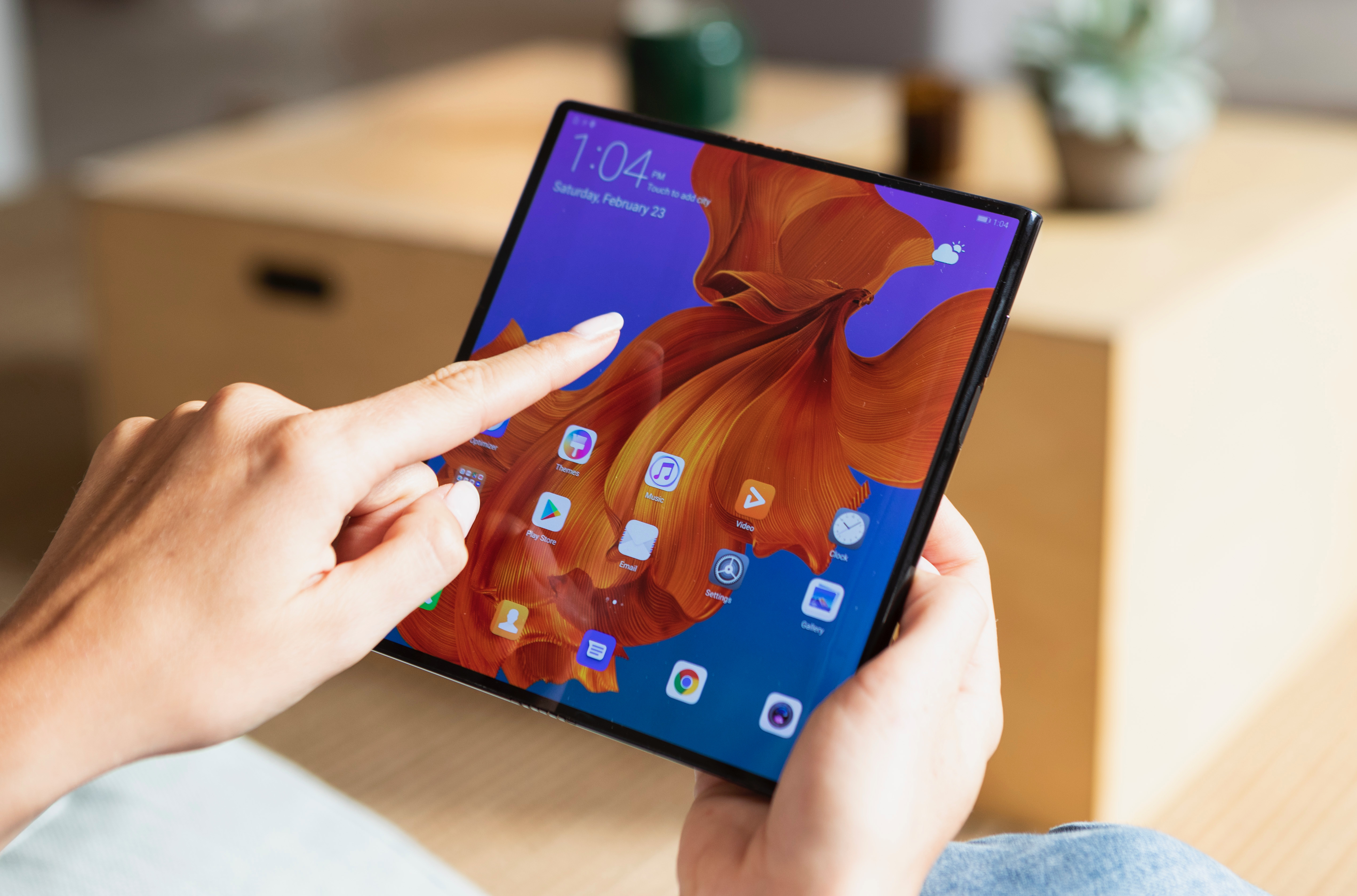 Huawei lanza el Huawei Mate X, el teléfono 2 en 1 smartphone y tableta