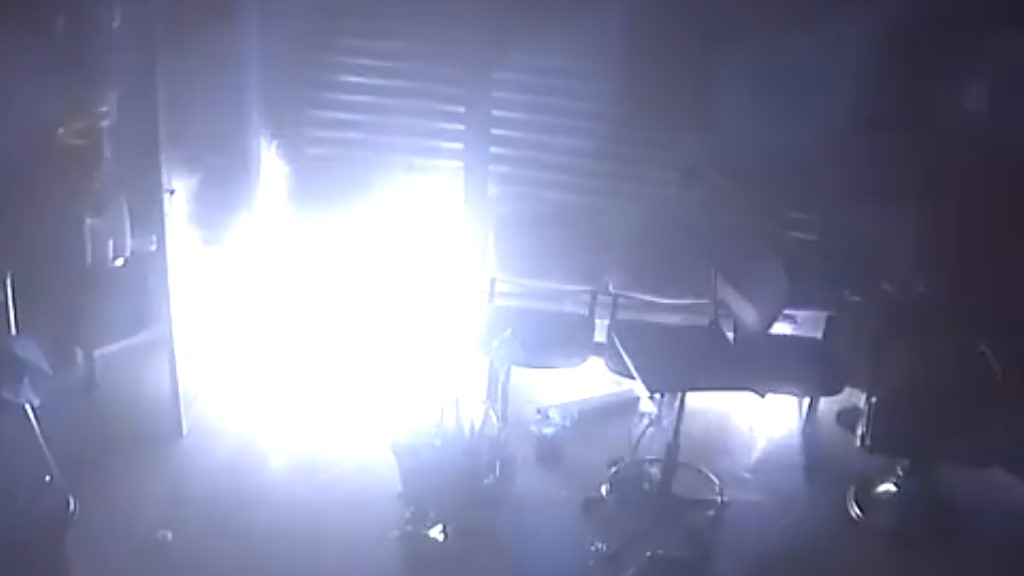 #Video Queman barbería en Tláhuac por denunciar robo #Video Queman barbería en Tláhuac por denunciar robo