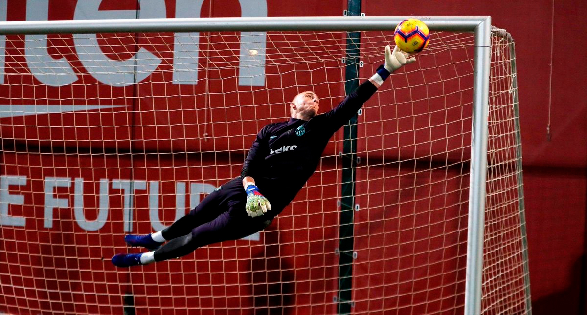 Cillessen sufre rotura muscular y no jugará la semifinal de la Copa del Rey