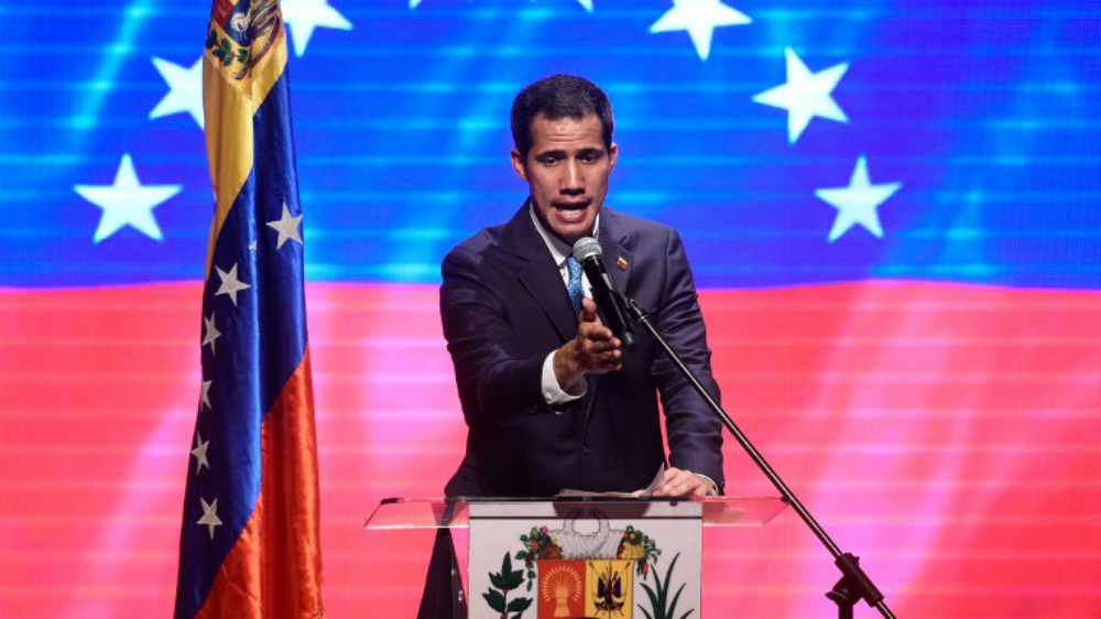 Juan Guaidó emite “decreto presidencial” para abrir frontera con Brasil