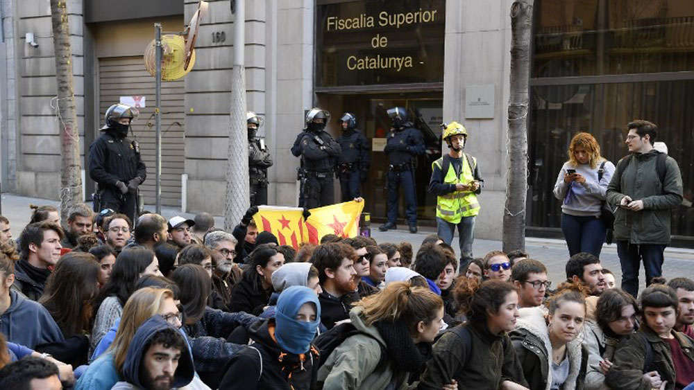 Inicia en España el juicio a líderes separatistas catalanes