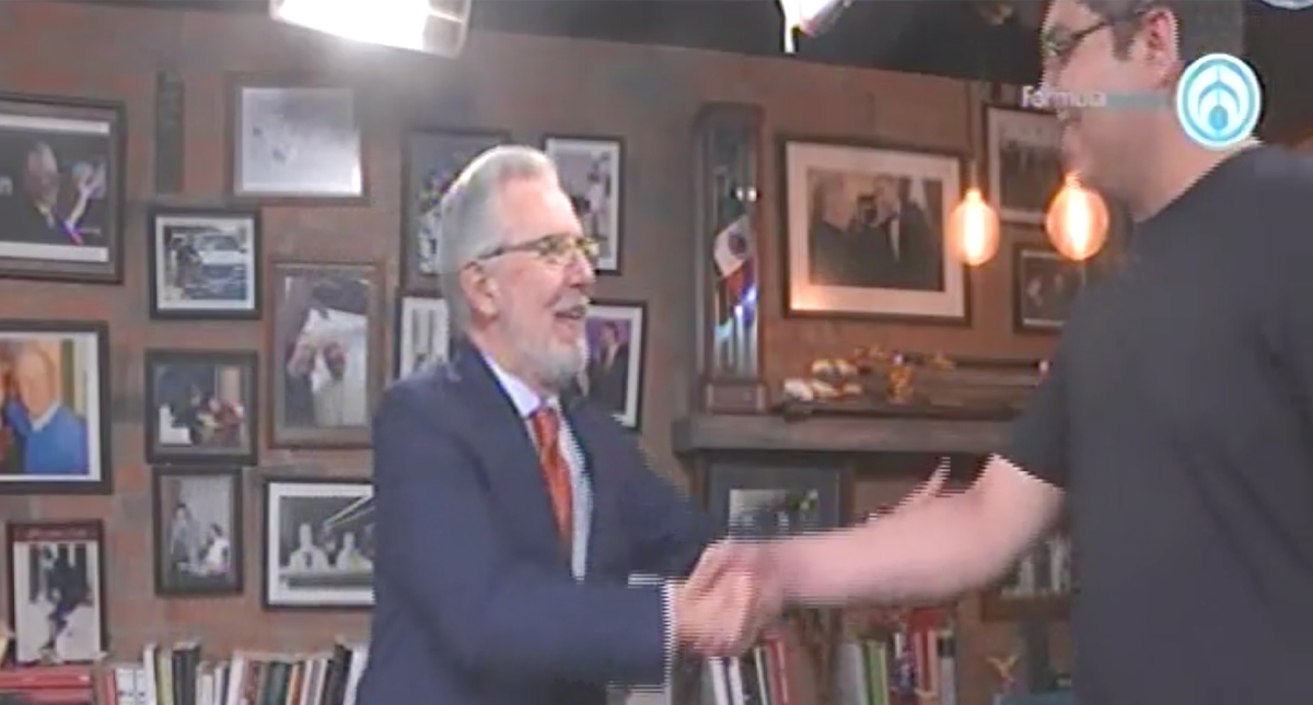 Celebran cumpleaños de Joaquín López-Dóriga con Las Mañanitas Celebran cumpleaños de Joaquín López-Dóriga con Las Mañanitas