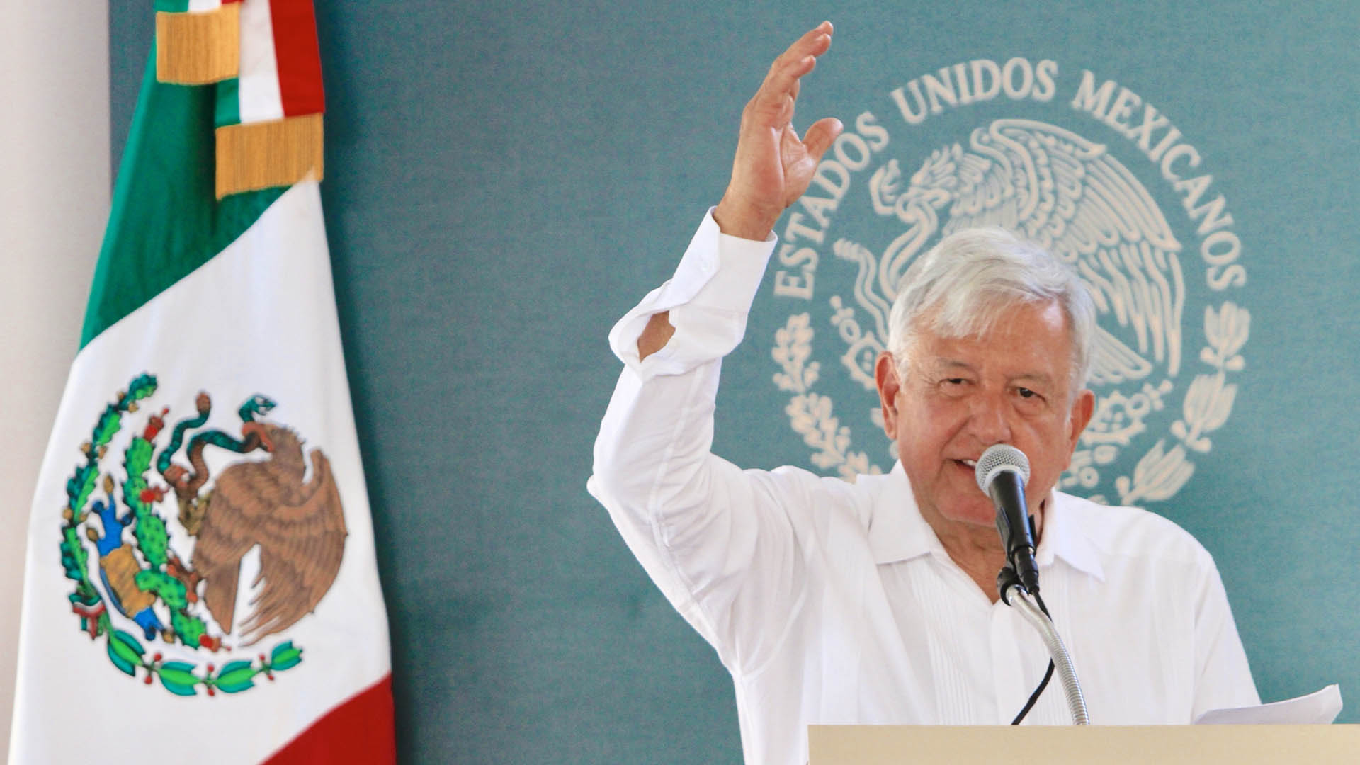 #Video AMLO pide a Trump animarse a comprar avión presidencial