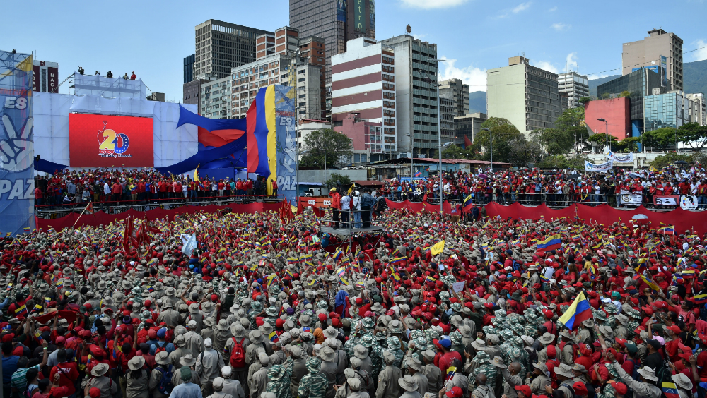 Opositores de Maduro toman las calles de Venezuela - maduro-venezuela-marcha-2