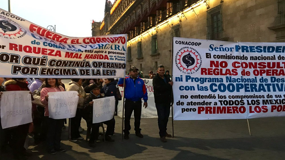 Pescadores protestan en Palacio Nacional