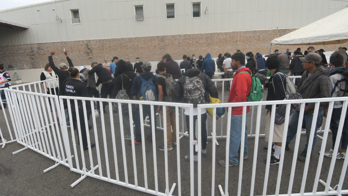 Migrantes centroamericanos llegan a Piedras Negras