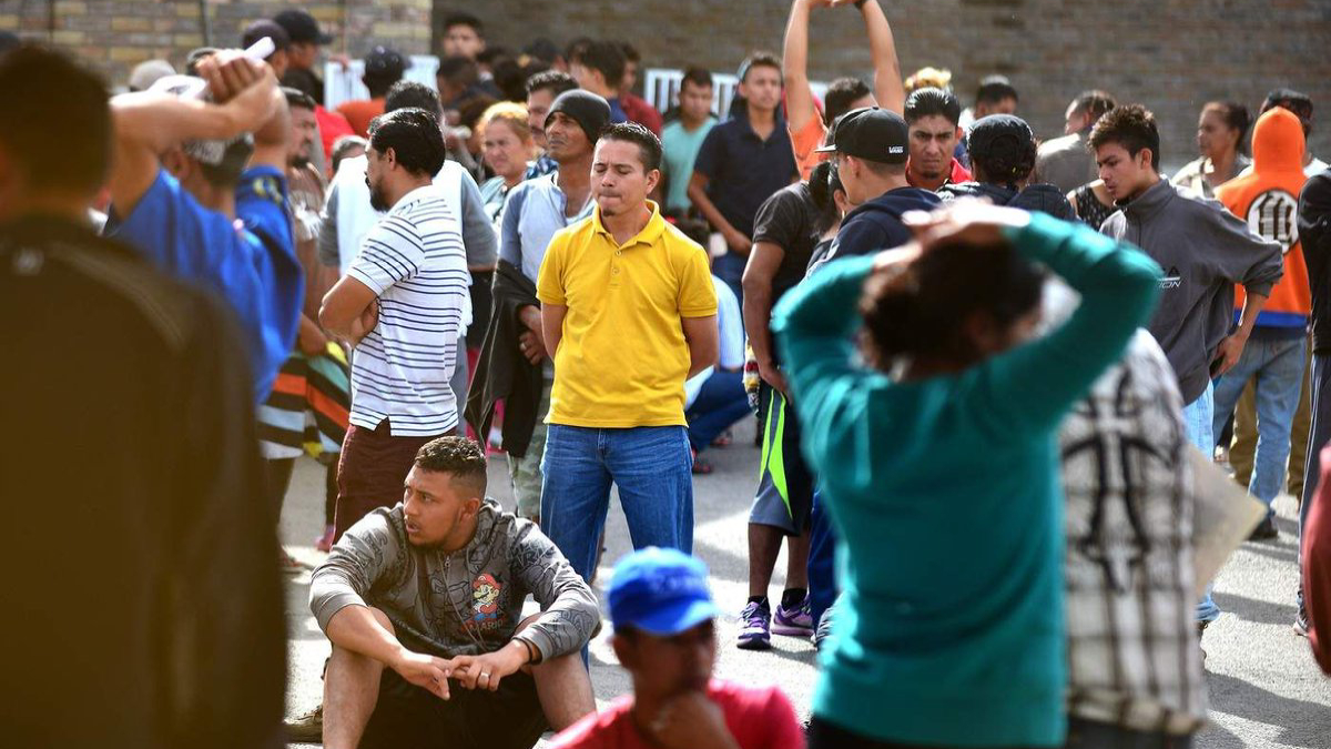 AMLO responde a Trump: "No quiero darle mucha relevancia al tema" - migrantes-piedras-negras-medicos-sin-fronteras-1