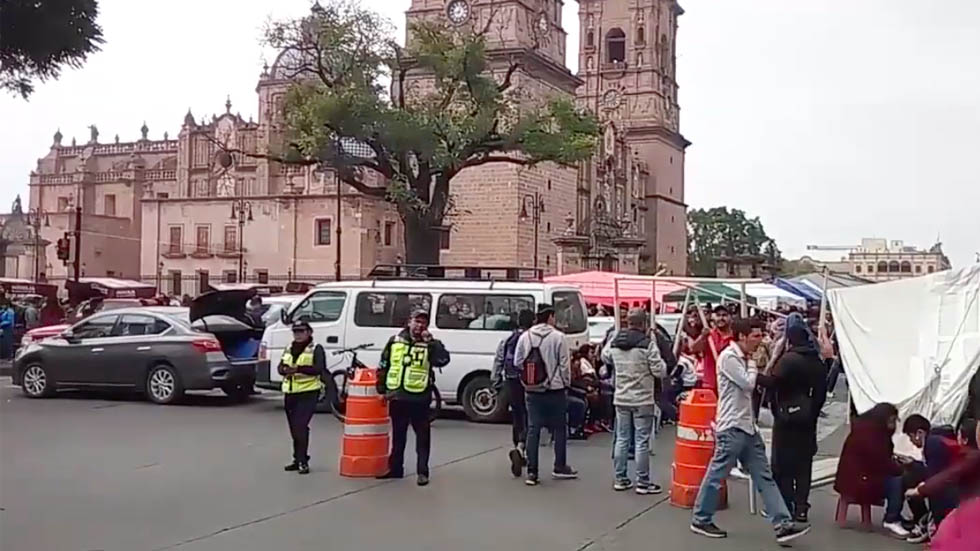Maestros de la CNTE acuerdan regresar a clases en Michoacán