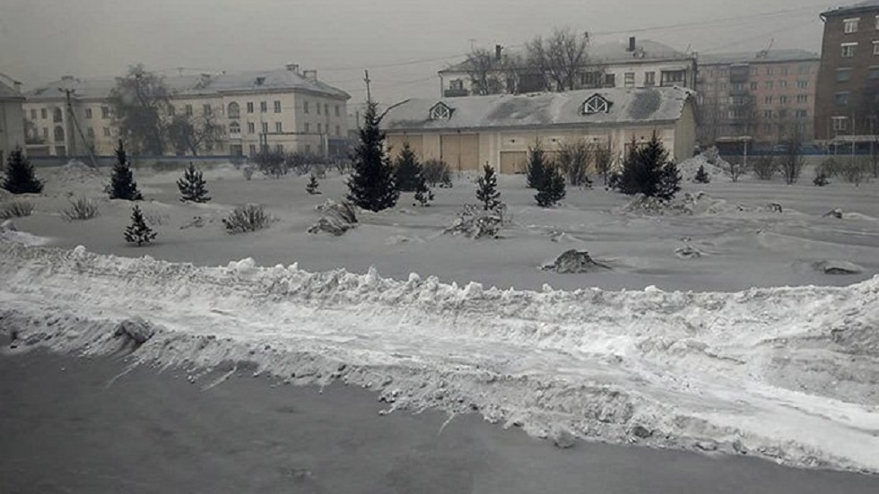 #Video Siberia se cubre de nieve negra