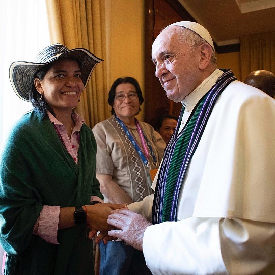 Papa Francisco se reúne con delegados de pueblos indígenas - papa-francisco-con-delegados-de-pueblos-indigenas3