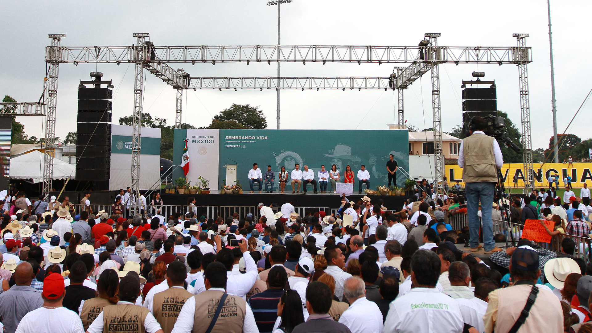 AMLO seguirá denunciando corrupción en todos los poderes - presentacion-del-programa-sembrando-vida-en-veracruz