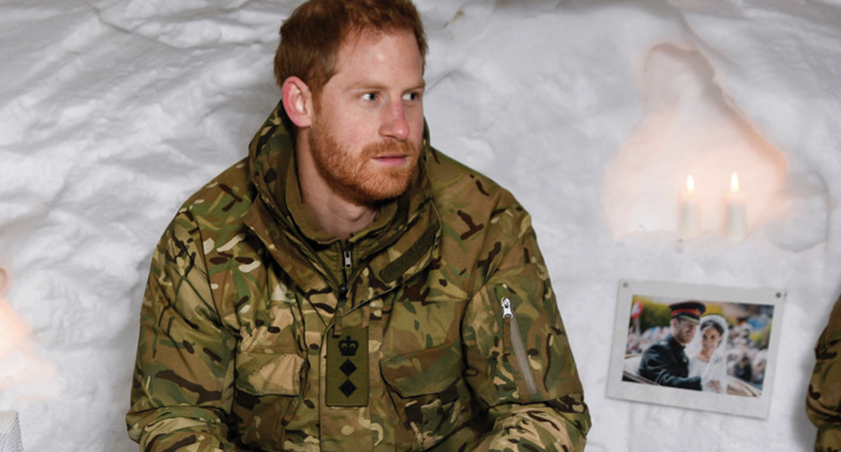 El príncipe Harry visita a infantes de marina en Noruega