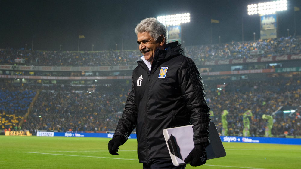 ‘Tuca’ Ferretti asegura que Guardiola “copió” su estilo