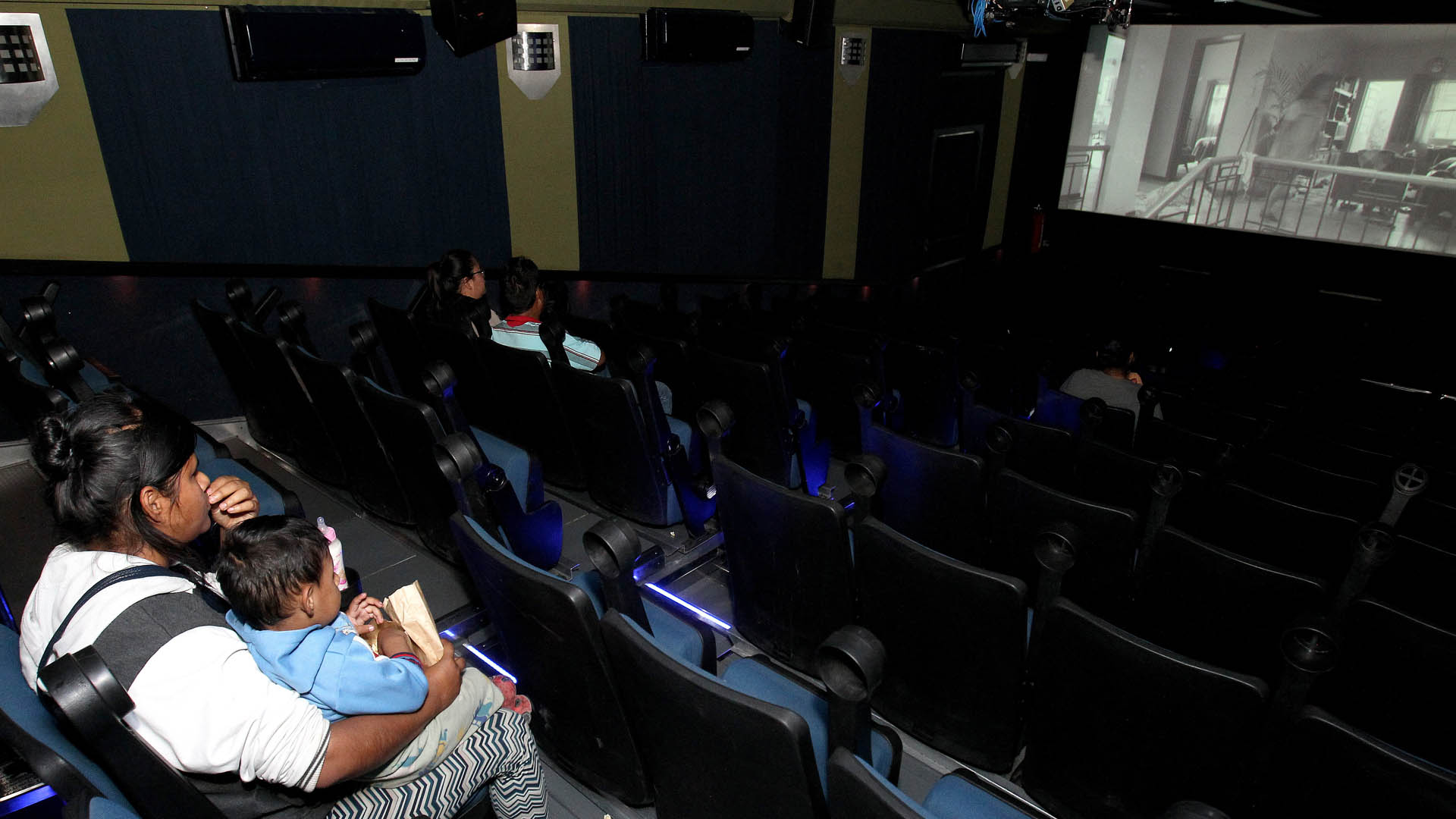 Concluye exhibición itinerante de "Roma llega a ti" - roma-cine-itinerante