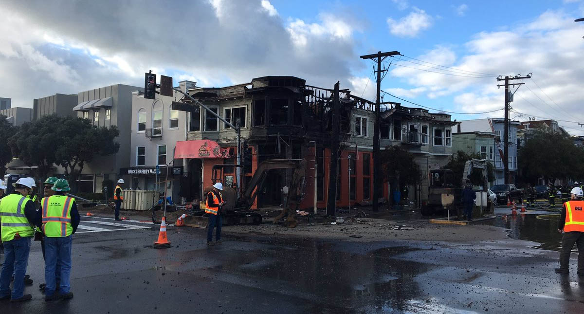 Controlado incendio en edificios de San Francisco