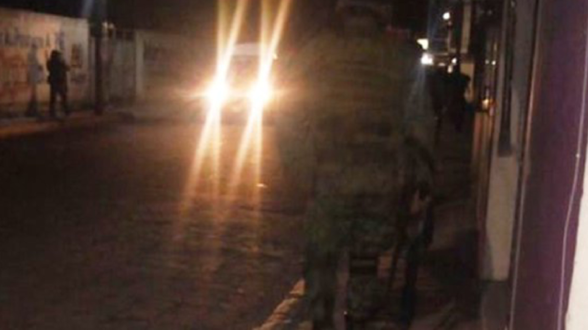 Secuestran a comandante de policía en Puebla