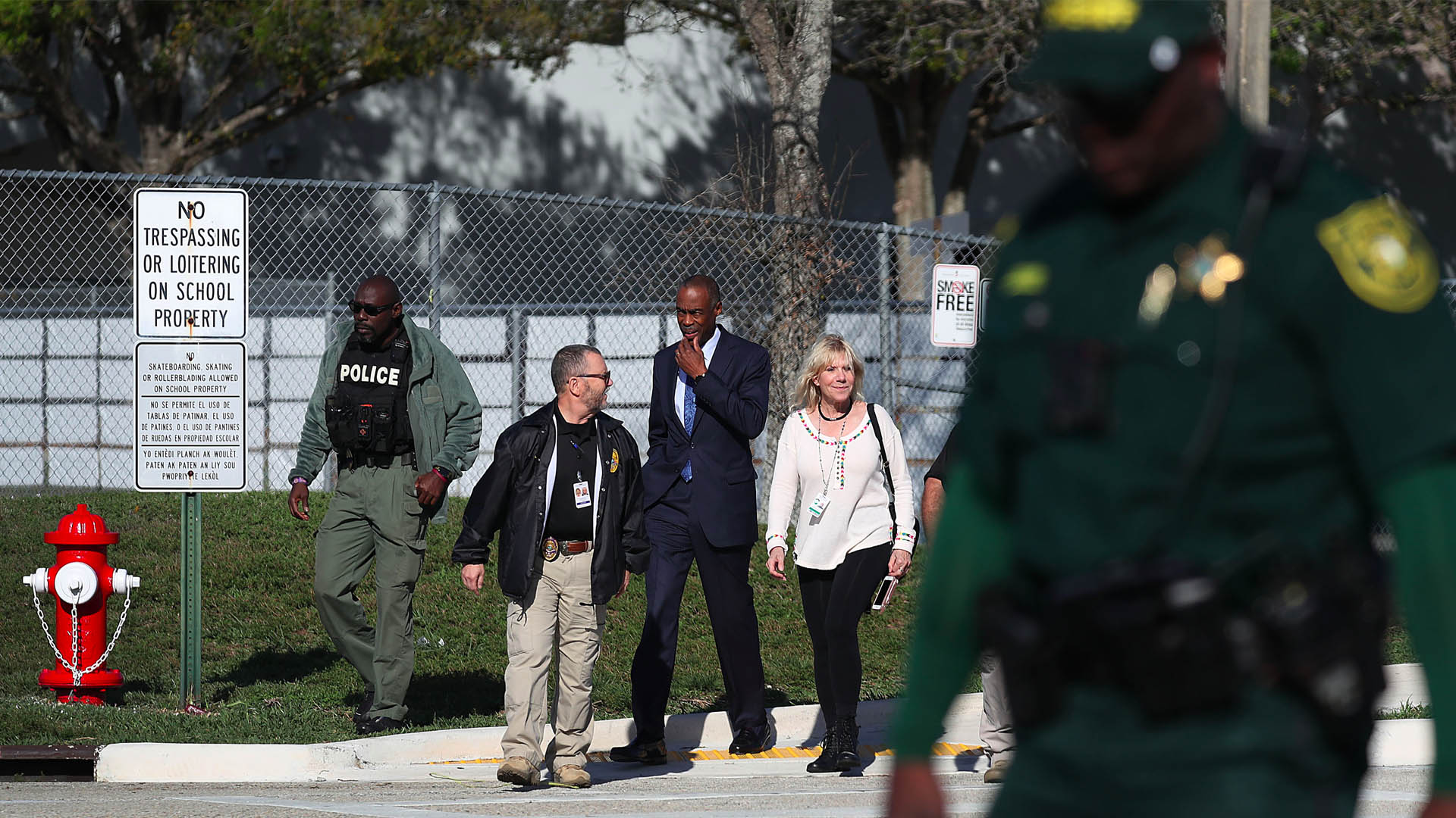 No descansaré hasta que las escuelas sean seguras: Donald Trump