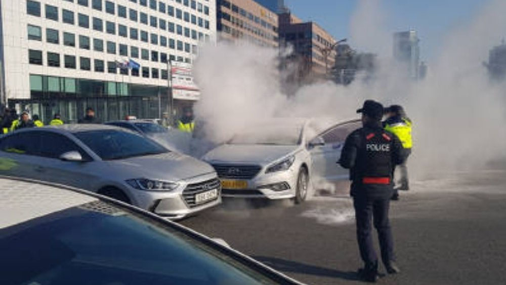 Taxista se inmola durante protesta en Corea del Sur