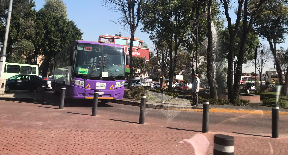 Transportistas de Xochimilco liberan bloqueo tras diálogo con la Semovi