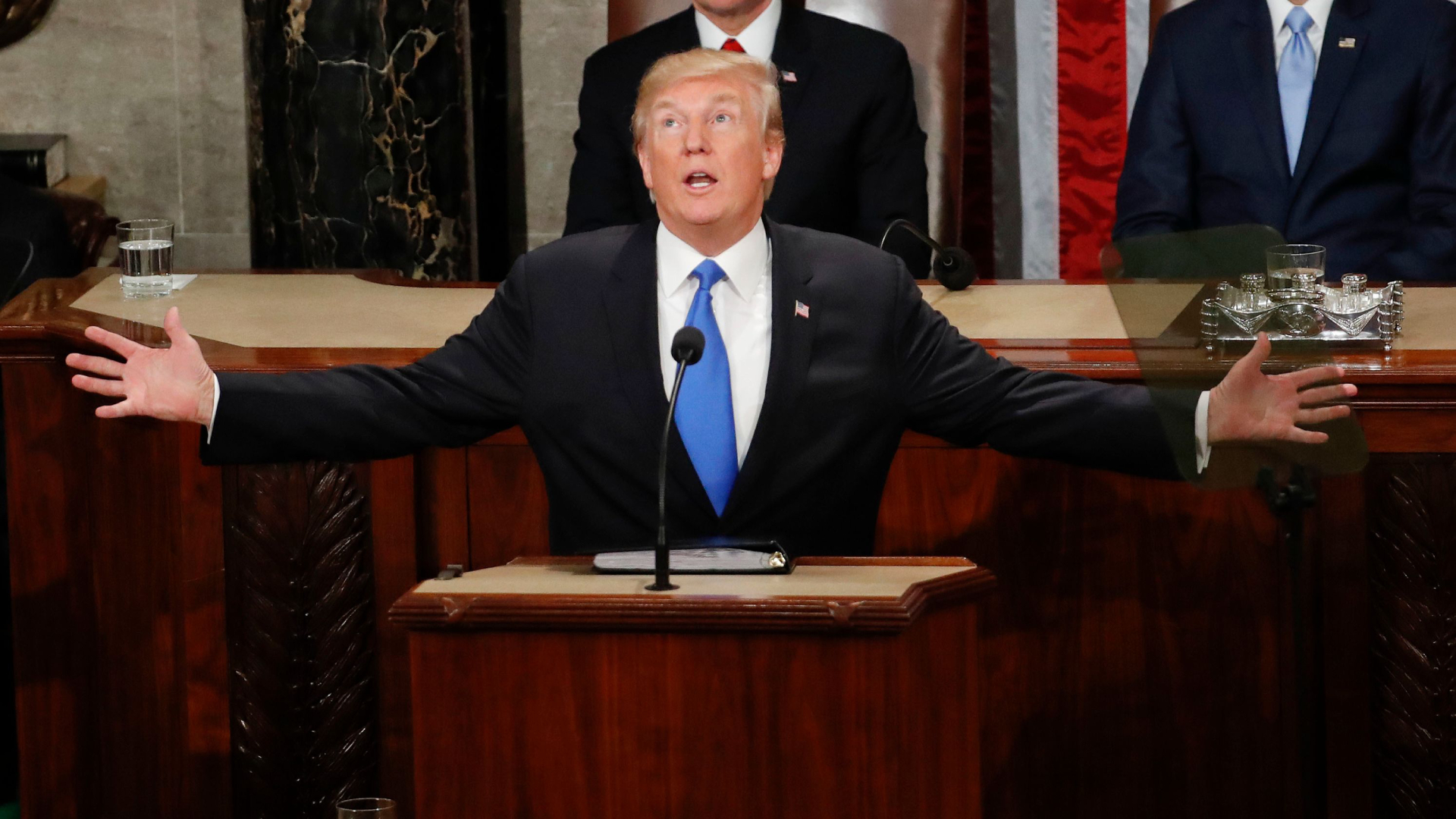 Trump invita a víctimas de migrantes al discurso del Estado de la Unión