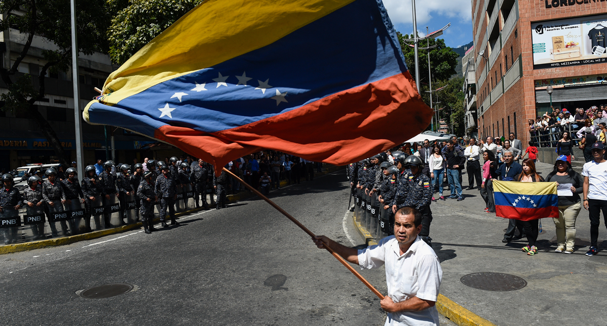 Venezuela está por comenzar una nueva etapa de su crisis: Zovatto