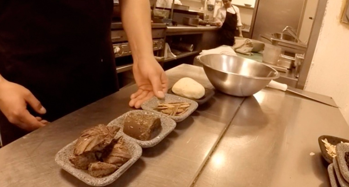 ¿Cómo preparar champurrado?