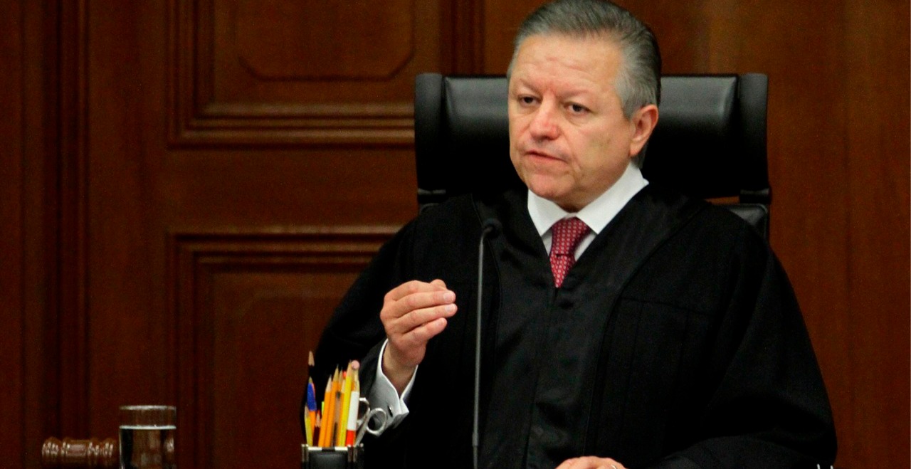 Análisis grafológico de la firma de Arturo Zaldívar