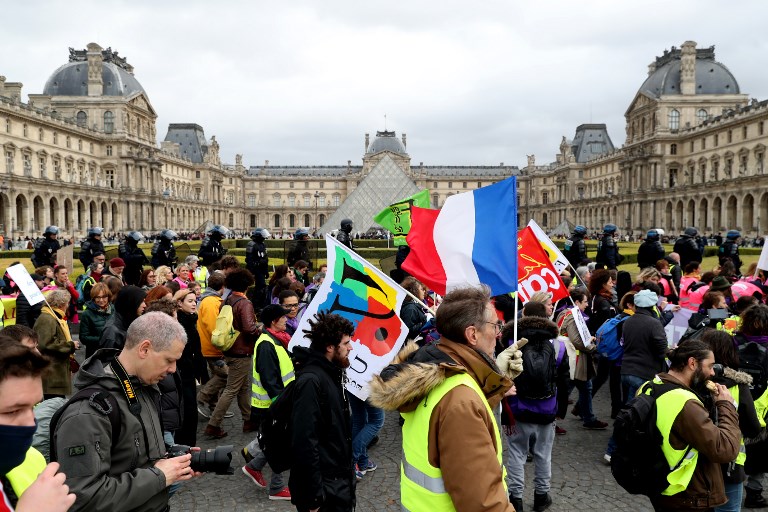 Chalecos amarillos vuelven a las calles en busca de un nuevo impulso - 000-1ee749