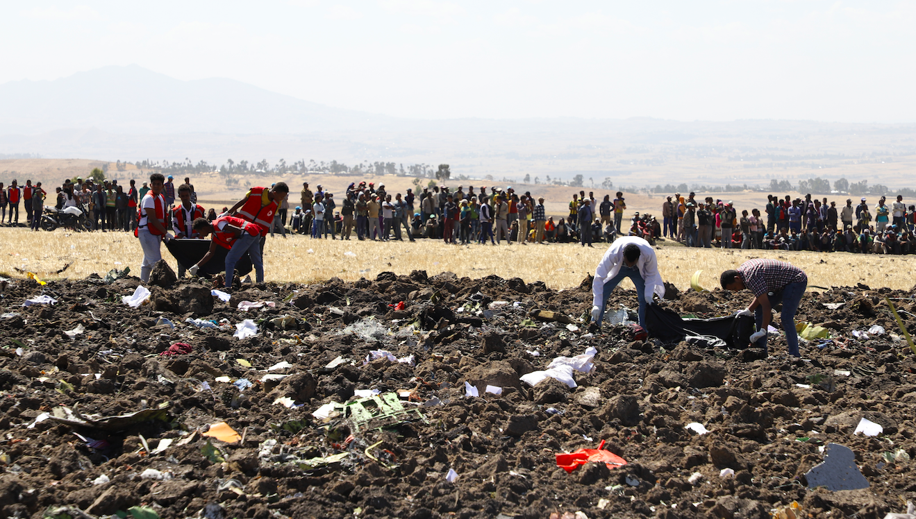 Recuperan cajas negras del avión de Ethiopian Airlines - accidente-avion