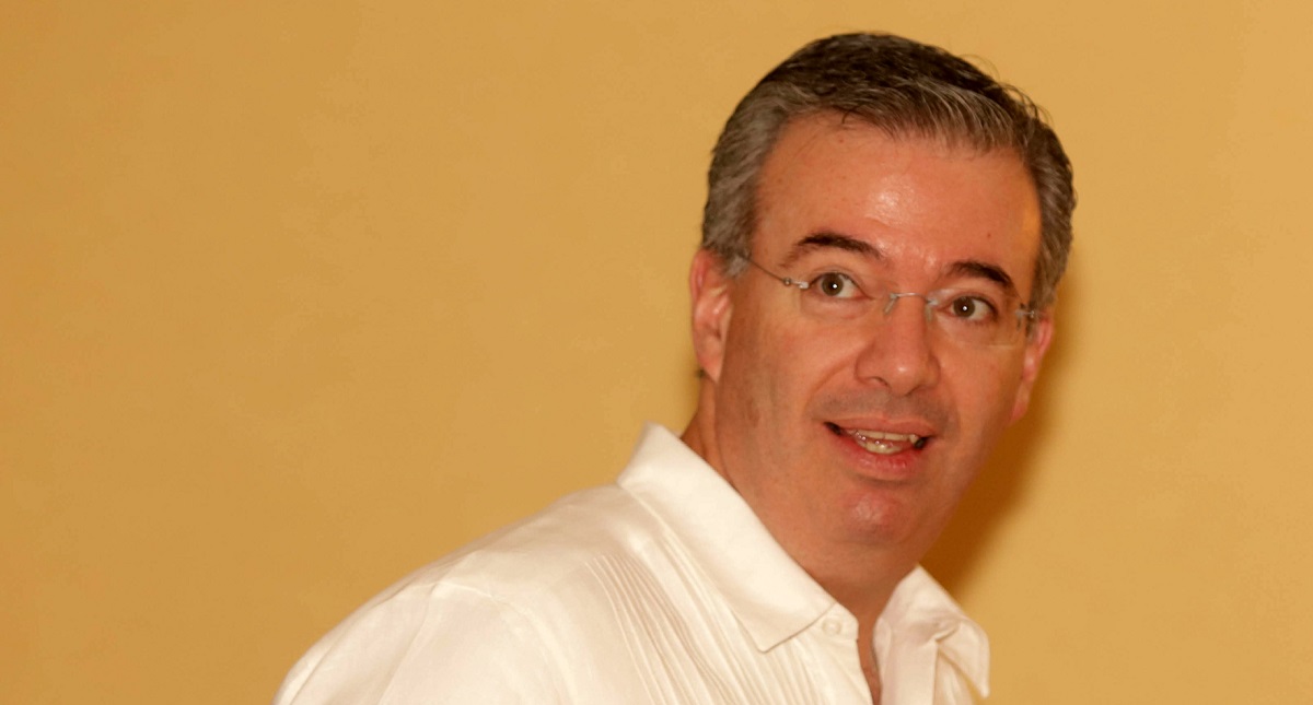 Gobernador del Banxico urge a atender situación financiera de Pemex Gobernador del Banxico urge a atender situación financiera de Pemex