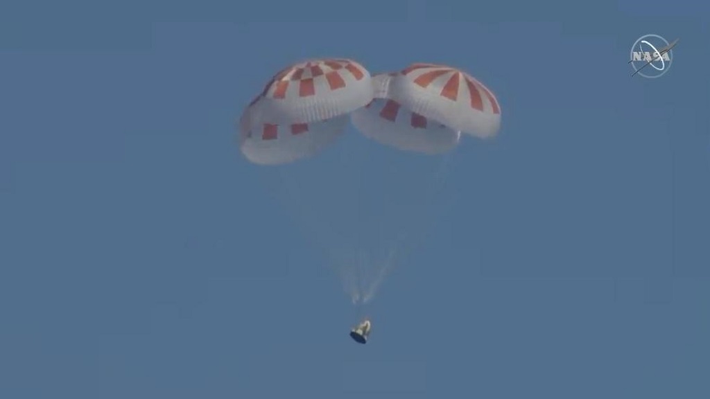 #Video Cápsula de SpaceX ameriza en el Océano Atlántico