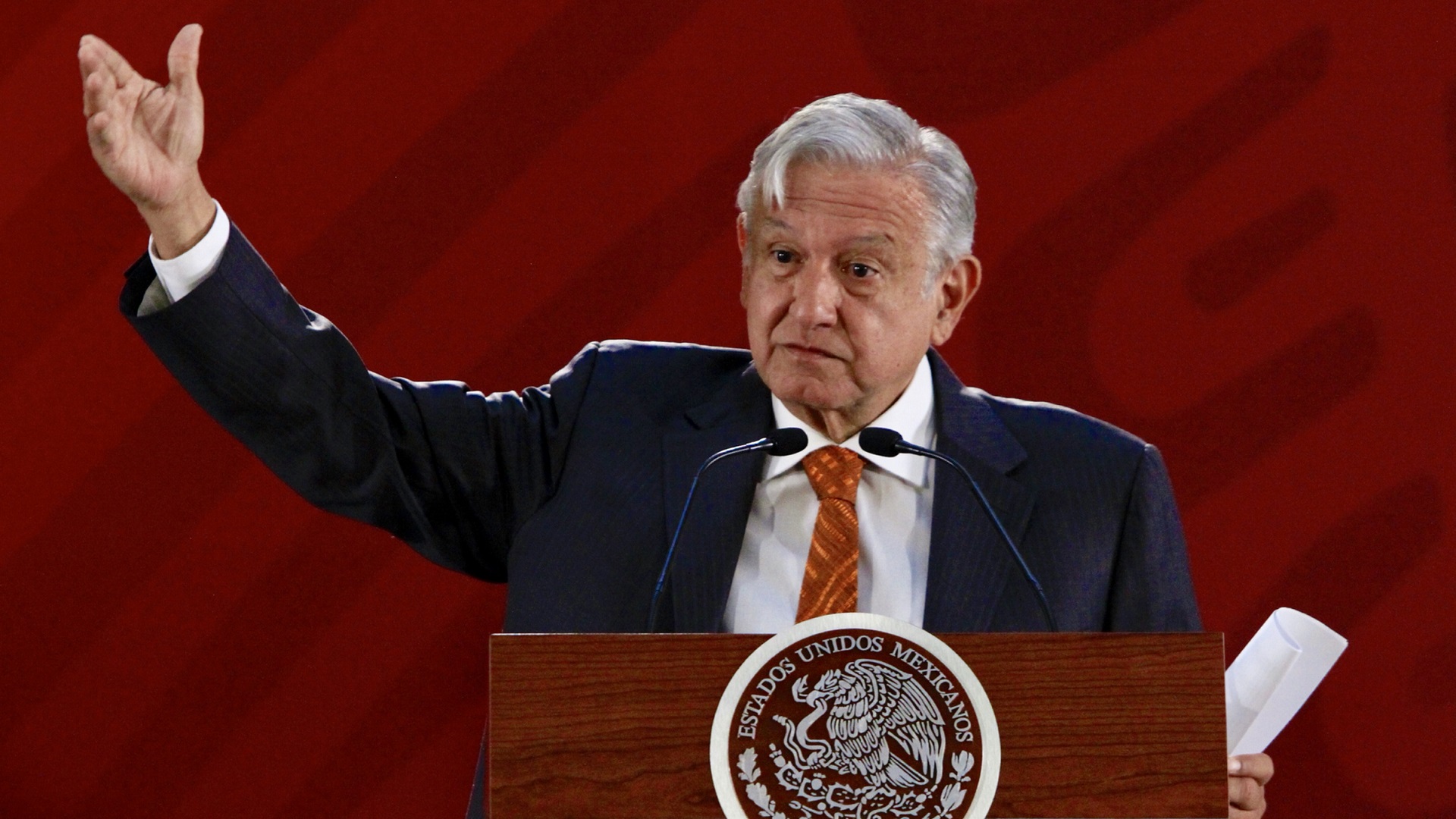 AMLO envía iniciativa para ser juzgado por fraude electoral y corrupción