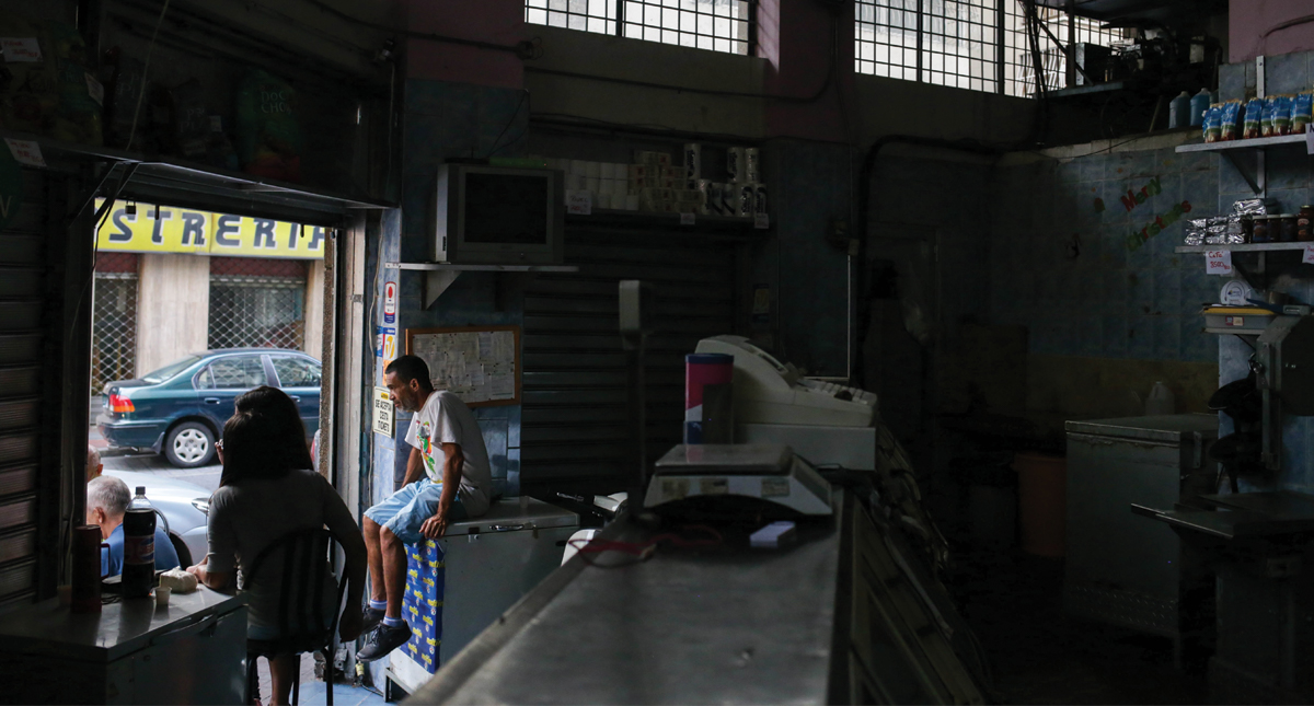 Venezuela denunciará a EE.UU. por apagón