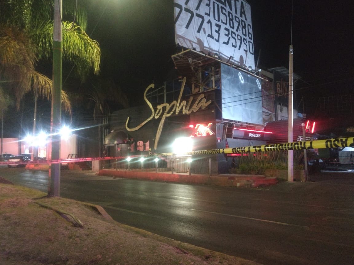 Balacera deja un muerto en bar de Cuernavaca - asesinato-bar-cuernavaca1