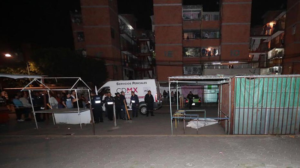 Asesinan a hombre en unidad habitacional de Iztapalapa