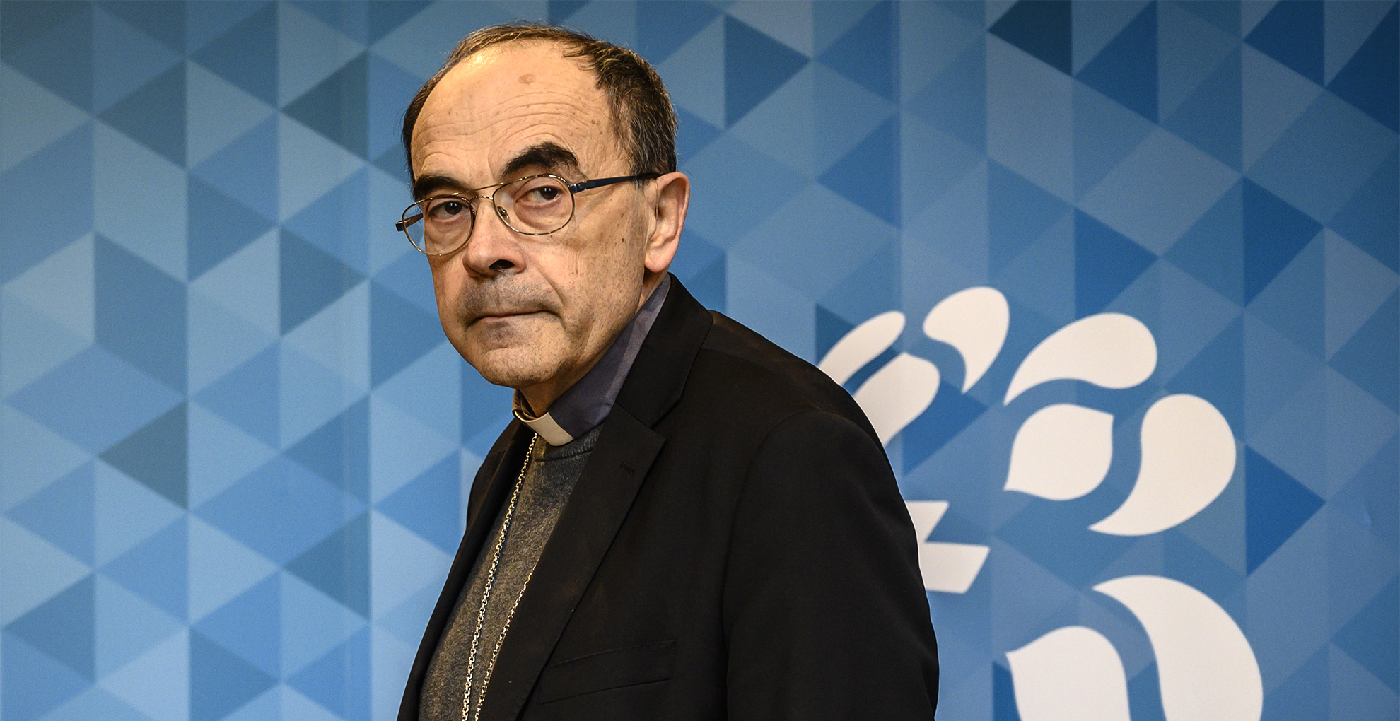 Papa rechaza dimisión de cardenal involucrado en casos de pederastia - barbarin