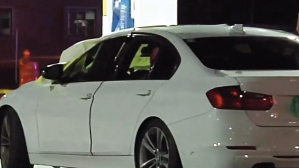 Encuentran a dos personas baleadas dentro de BMW en Miami - bmw-miami