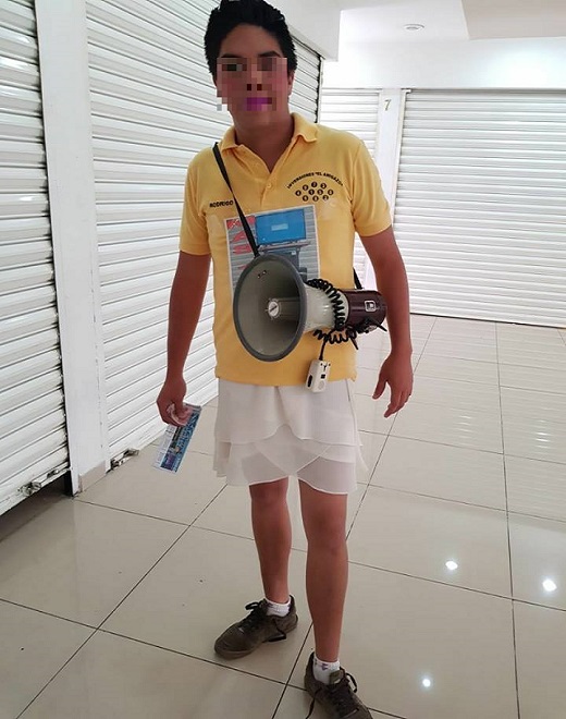 Colombianos realizan sorteos irregulares en el Centro Histórico - boleteros