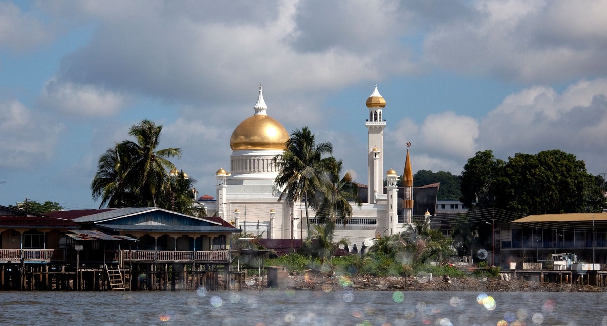 Brunéi penará con lapidación el adulterio y el sexo gay