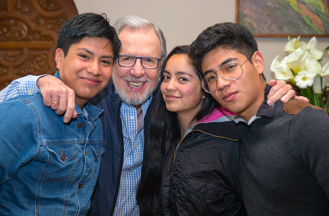 Estoy seguro que ellos serán los futuros líderes del país; conoce sus historias